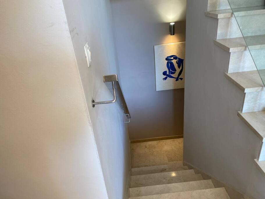 Modern 5-Bedroom Villa With Pool Montequinto المظهر الخارجي الصورة
